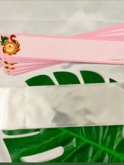 This simple and elegant pink Rakhi packing card is perfect for a more sophisticated look. All our cards are affordably priced, starting from just Rs. 5.