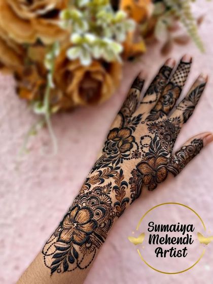 A close-up of the floral bunch design, showing the intricate details.