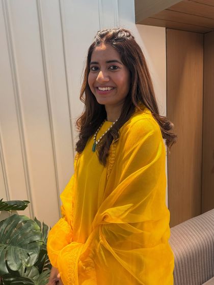 Vibrant Haldi & Mehendi Looks photo 7