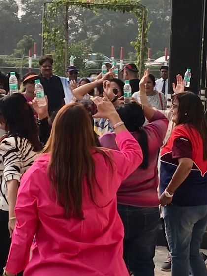 The Crowd is the Co-Star photo 10