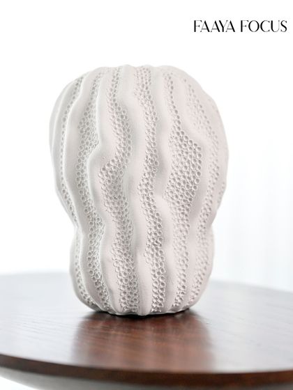 Faaya Focus: Sculptural Vases & Objects photo 11