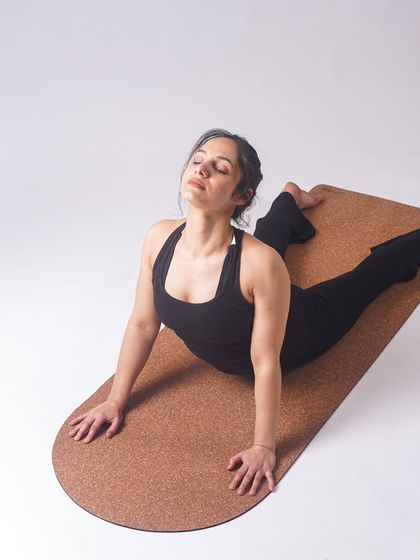 Right and wrong should not change depending on who is involved. This is a reflection on the importance of righteousness and having the strength to stand for what is right, even when it's difficult.