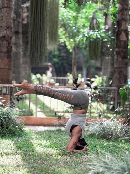 Amrita Nair - Group Yoga Classes Advanced Asana: Strength & Inversions photo 5