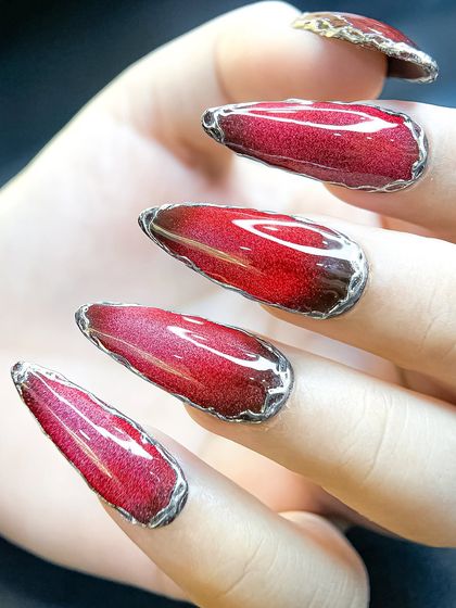 Celebrate with Style: Festive Nail Designs photo 20