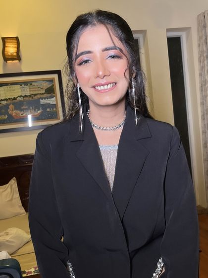 Elegant Engagement & Reception Styles photo 26