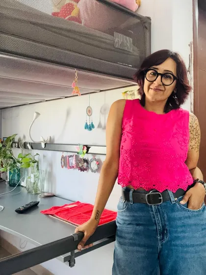My comfy office-to-cricket-match outfit. A cute crop top and my favorite jeans are perfect for a relaxed and fun day.