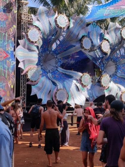 Another perspective of the crowd and stage at Hilltop. You can see people from all over the world coming together for the music.