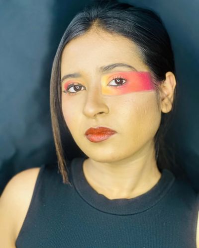 Editorial Makeup
