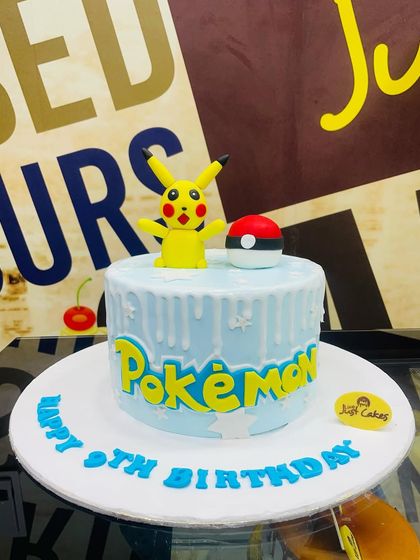 Kids' Character & Cartoon Cakes photo 13