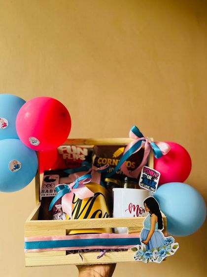 Gift Hamper - Baby & Maternity Hampers Baby Shower & Gender Reveal Hampers photo 14