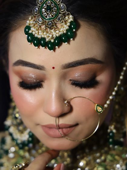 A close-up of the eye makeup from our beauty expo demo. The glossy, shimmery lids and dramatic lashes were the centerpiece of this look.