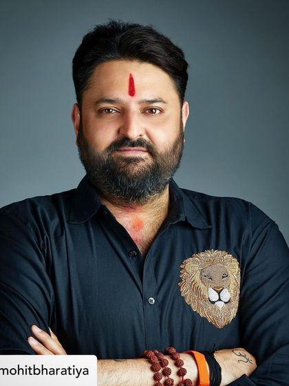 A similar portrait with a different shirt, showing a bit more personality with the lion emblem. Small changes in wardrobe can create a variety of looks for a branding portfolio.