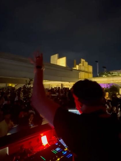 Another shot of me raising the energy from the console at Pangeo.