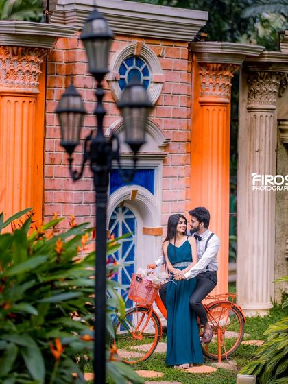 A fun and romantic shot with the orange bicycle on our European street set.
