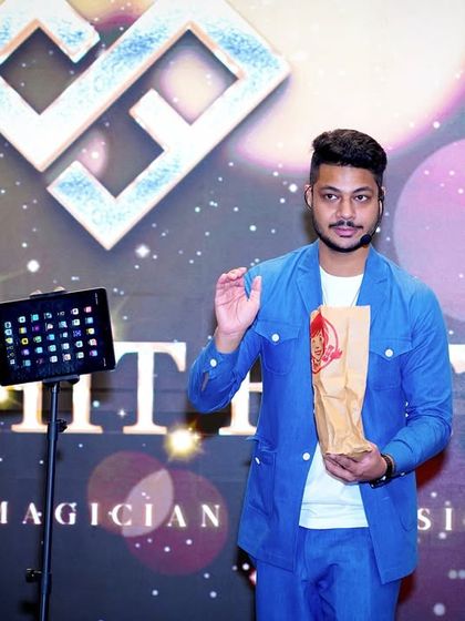 Custom Magic for Leading Brands photo 10