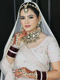 Makeup & Hairstyling Courses