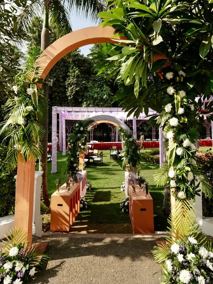 Another view of the green and natural Mehendi entrance, showing how it beautifully frames the view into the main event area.