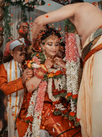 Phometo - Wedding Photography Hindu Weddings: Sacred Traditions photo 18