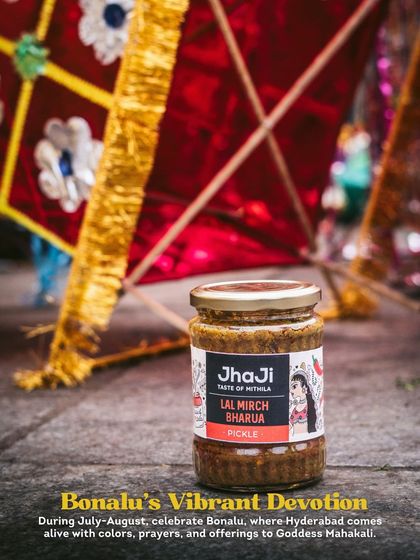 A photo series exploring the vibrant culture of Hyderabad, where our Lal Mirch Bharua pickle has found a loving home. This image celebrates the Bonalu festival.