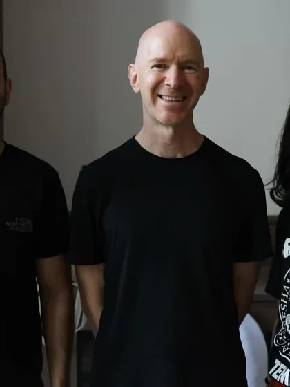 With my co-host Aishwarya and guest teacher Eddie Stern. Hosting workshops with such experienced teachers is a joy and a wonderful learning opportunity for our entire community.