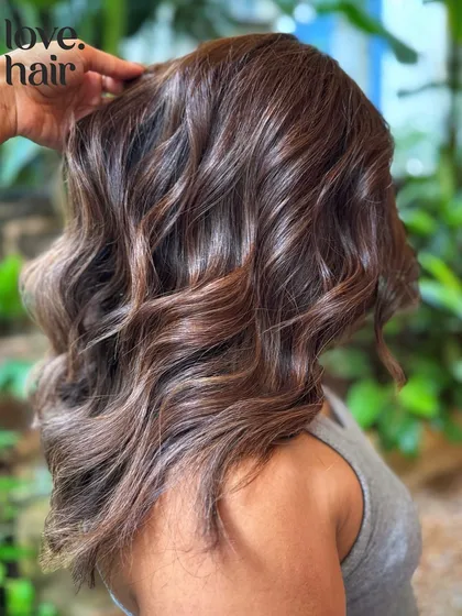 A close-up of the hot cocoa balayage, showing the depth and richness of the color.