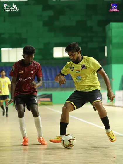A player showing great footwork to get past his opponent.