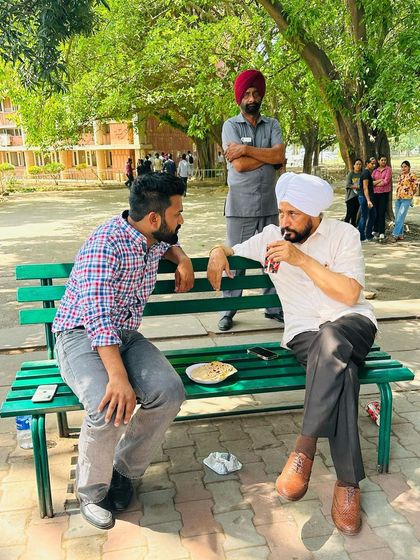 A moment of discussion with former Punjab CM Charanjit Singh Channi on a bench at Punjab University, a place that holds many memories for me.