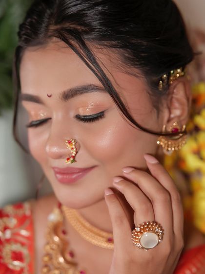 Learn with Roshni: Makeup Academy photo 22