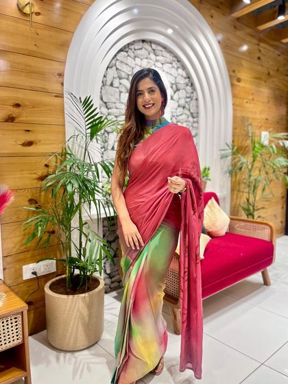 Another shot of the special hand-painted saree. It felt so personal and unique to wear on stage.