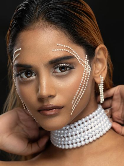 Bold & Editorial Studio Portraits photo 8