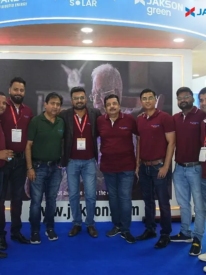 Our team from the Distributed Energy division at the REI Expo. It's always inspiring to come together and represent our shared commitment to innovation and excellence in the energy sector.