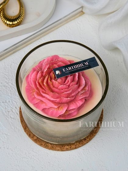 Floral Blooms: Candles in Jars, Tins & Pots photo 3