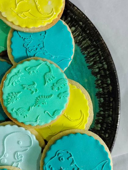 The Party Glitter - Custom Cake & Party Decorations Tools for Pro & Home Bakers photo 7