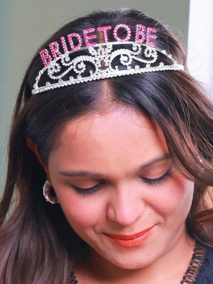 Every bride deserves to feel like a queen for a day. This beautiful "Bride to Be" tiara is the perfect accessory for her bachelorette party or bridal shower, adding a touch of sparkle to her special celebration.