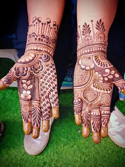 A beautiful traditional design with a mix of floral, check, and line work, perfect for any festive occasion.