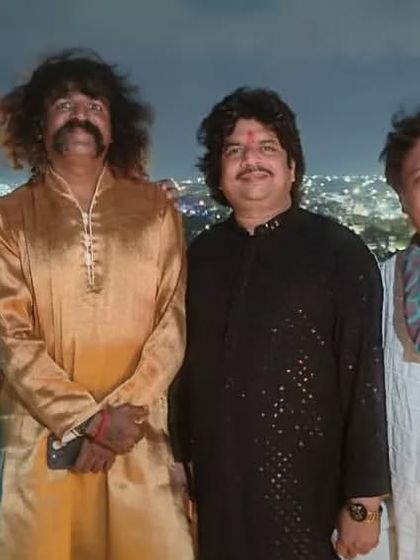 A moment with fellow musicians during a soundcheck session at a beautiful location. The camaraderie between artists is a special part of our lives.