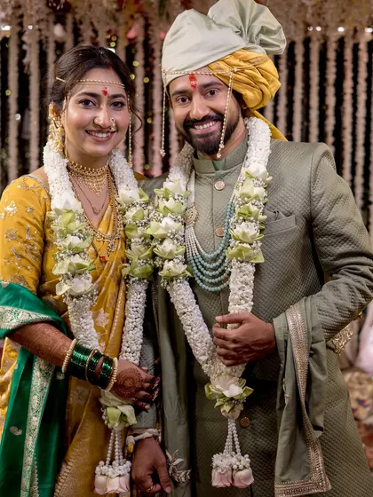 A classic portrait of the happy newlyweds.