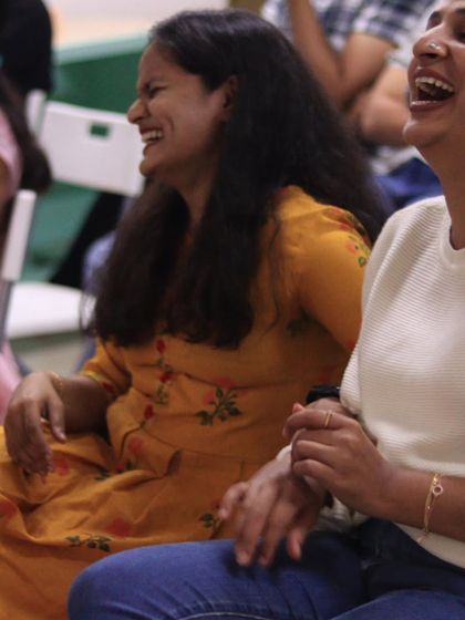 Pure, unadulterated laughter from the "Aralikatte" audience.