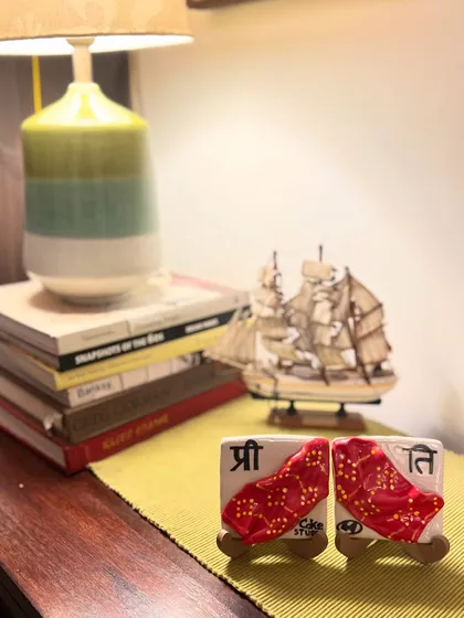 Here are the custom "dupatta" tiles displayed in their new home. Seeing a piece I made, which holds a special story for someone, become a part of their daily environment is an incredible feeling.