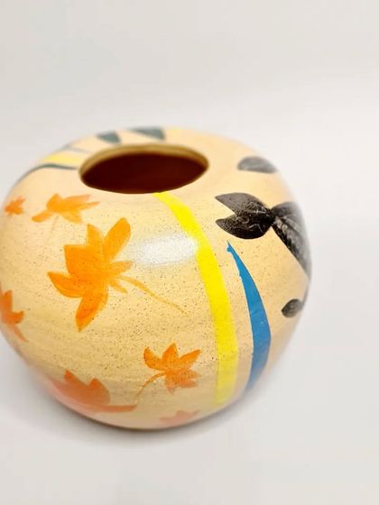 I participated in the Clay in Common community project by the Indian Ceramics Triennale. This hand-painted piece was part of a ceramic installation displayed at the India Art Fair in New Delhi.