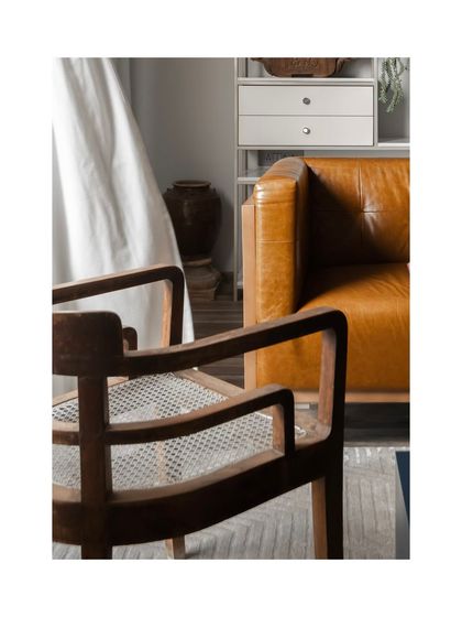 Aakriti Saraf Design - Full-Service Residential Interior Design The Art of Detail: Styling & Materials photo 11