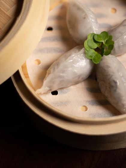 Your table is set with scrumptious flavours. Our mushroom dim sum are shaped like a four-leaf clover, bringing a touch of artistry to your plate.