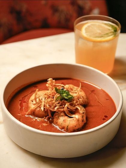 Comfort in a bowl. Our Kokum Rassa with dal vadai is a tangy, flavourful curry that’s both light and satisfying.