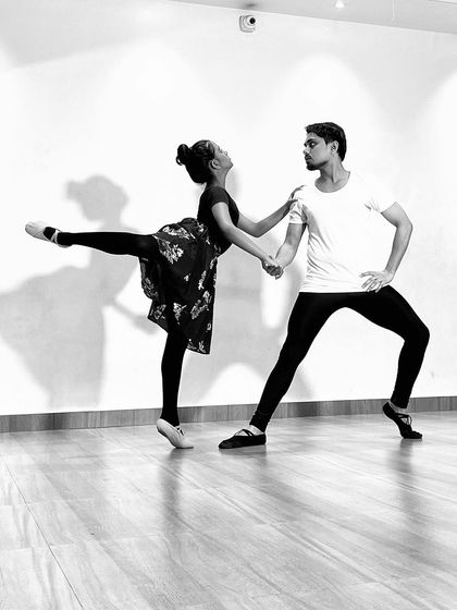 Subham Chail Performing Arts - Dance Instruction Ballet Training (Grace & Discipline) photo 11
