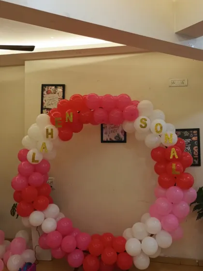 Classic Birthday Balloon Decor photo 24