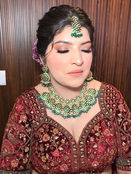 Timeless Red & Gold Brides photo 46