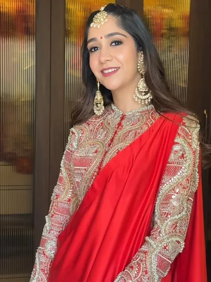 A beautiful smile to celebrate her first Karwachauth. The makeup is kept timeless and radiant to match the significance of the day.