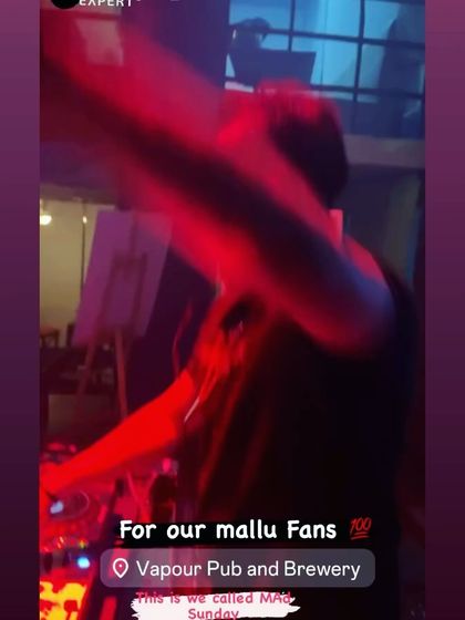 A close up of me in action, dropping a track for the South Indian music fans in the house.