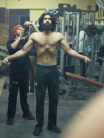 Exploring my natural potential. A physique shot showcasing a classic vacuum pose, a hallmark of old-school bodybuilding aesthetics.