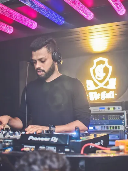 This shot from my year-long residency at The Cult marks a huge milestone. Building a consistent vibe and a loyal crowd for a venue over time is what I do best. This was a year of non-stop energy and growth.